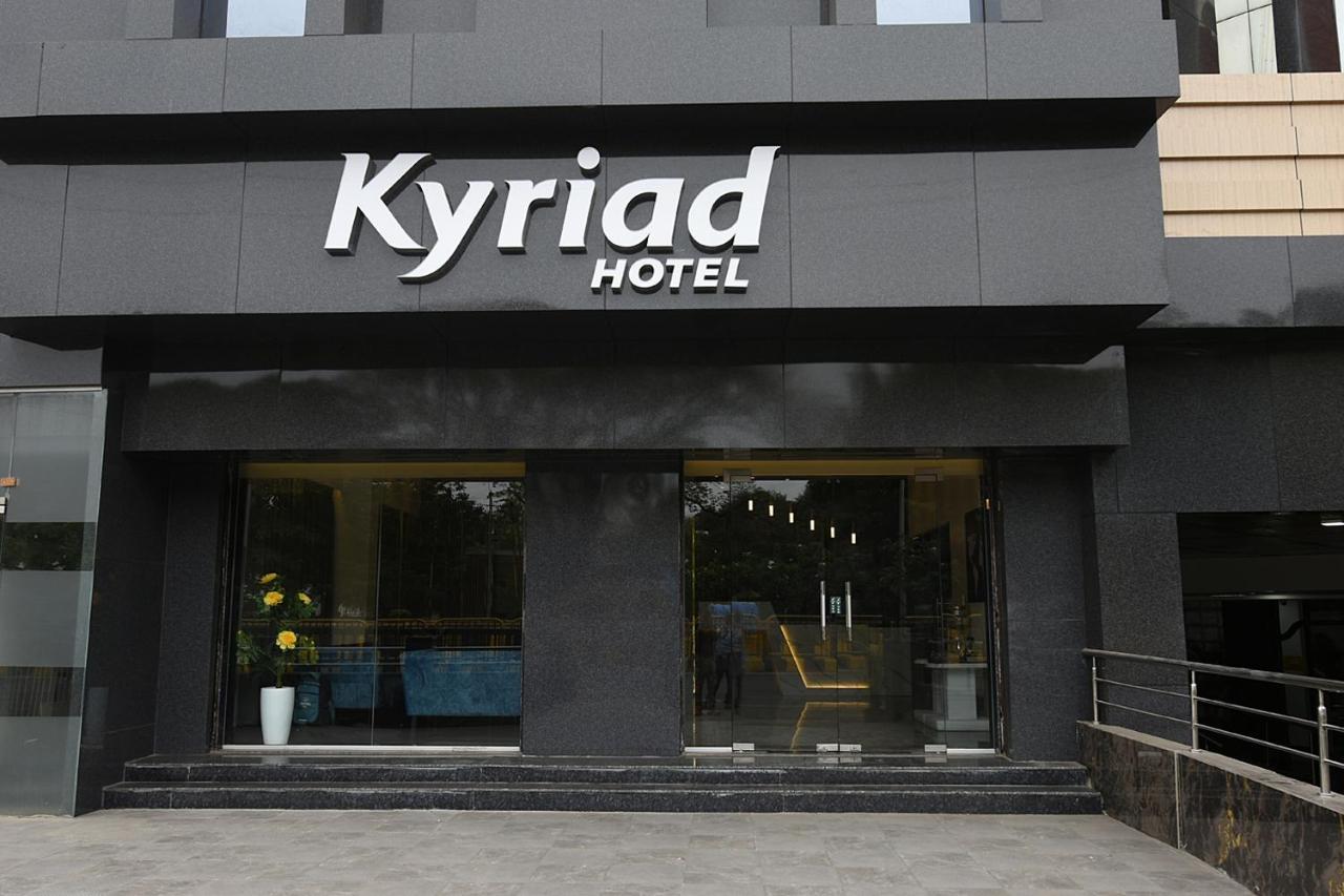 Kyriad Hotel Pimpri 外观 照片